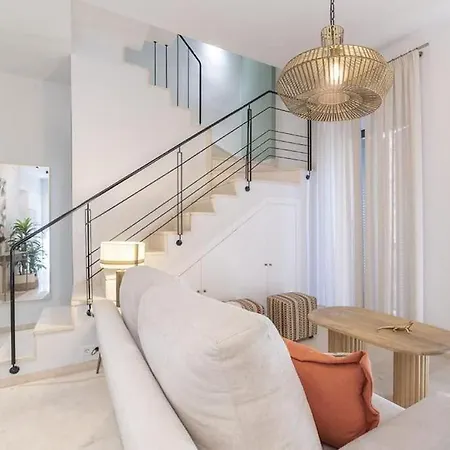 Bs Brand New Triplex Private Terrace Downtown Parking Apartment Seville Exterior photo