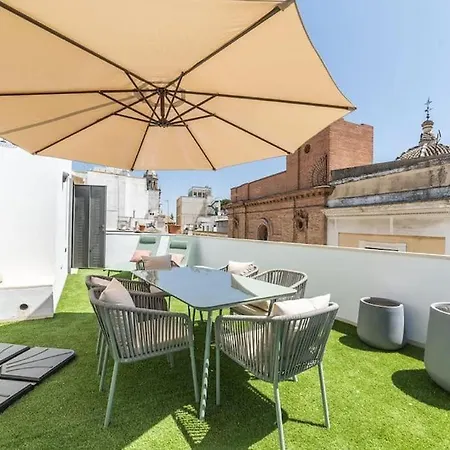 Bs Brand New Triplex Private Terrace Downtown Parking Apartment Seville Exterior photo