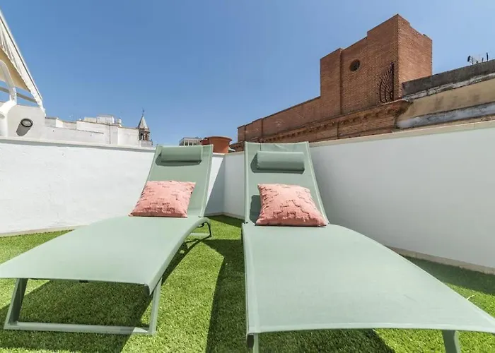 Bs Brand New Triplex Private Terrace Downtown Parking