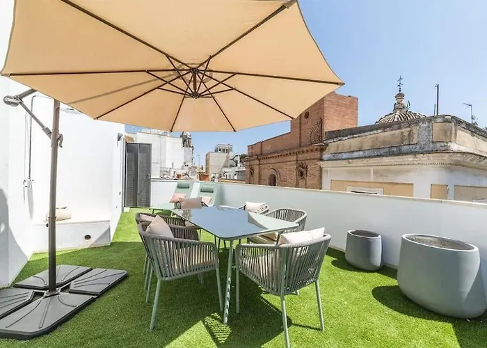 Bs Brand New Triplex Private Terrace Downtown Parking
