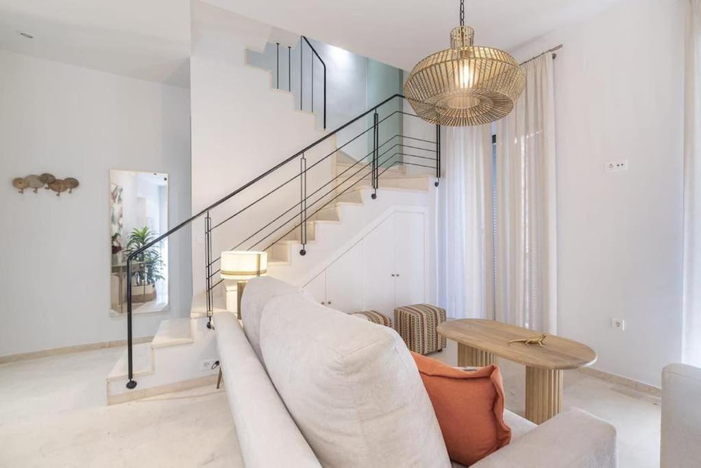 Bs Brand New Triplex Private Terrace Downtown Parking Apartamento Sevilla